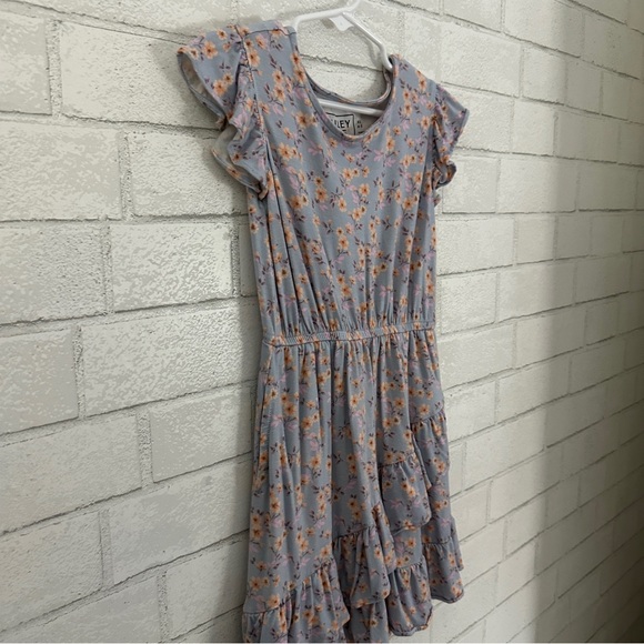 BAILEY LANE Stitch Fix Short Sleeve Flowered Ruffle Dress - Picture 3 of 9